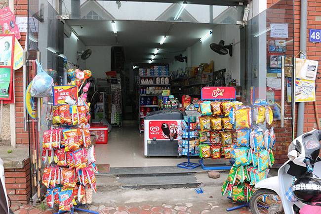 nh&agrave; b&aacute;n h&agrave;ng